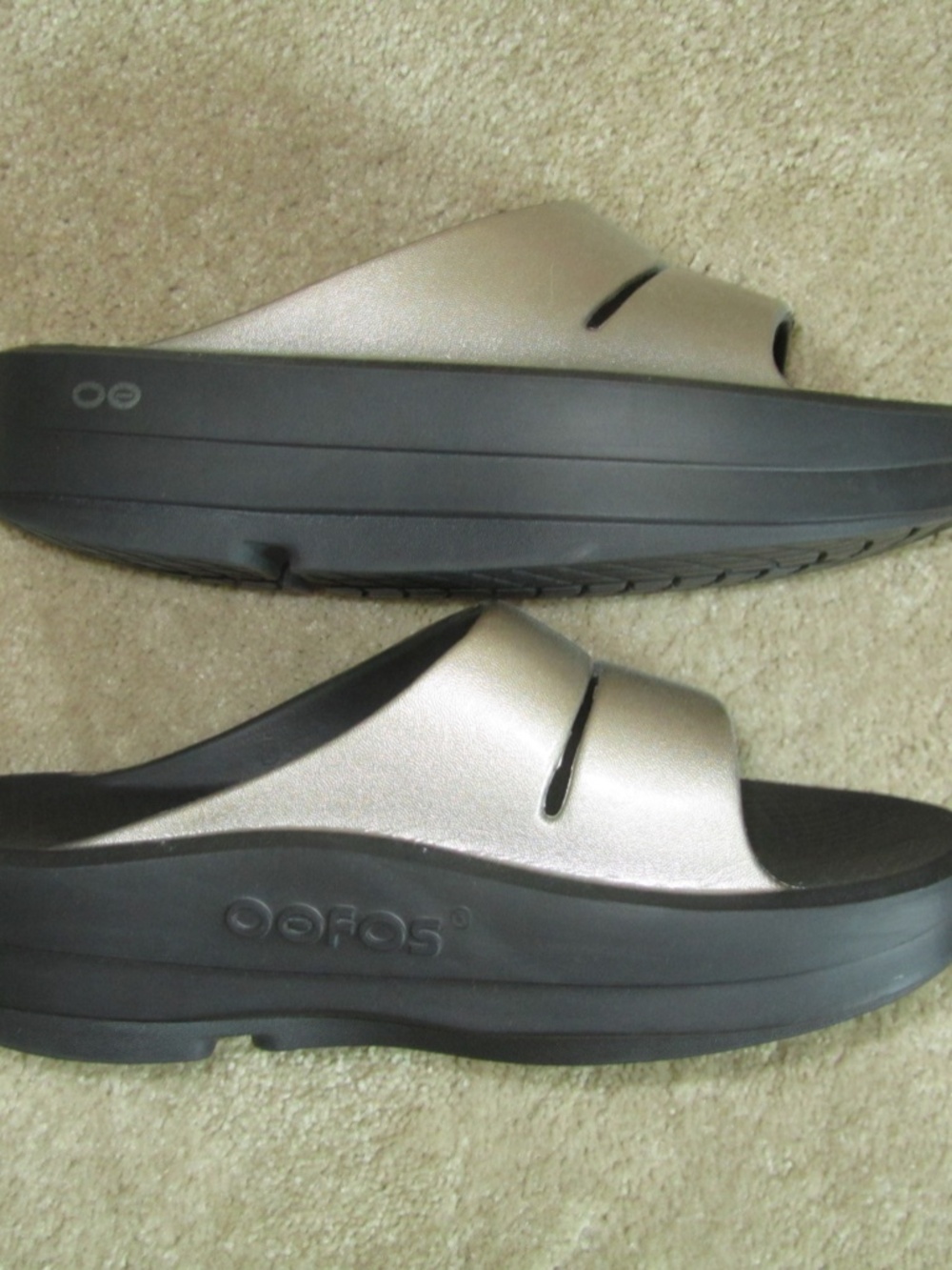 OOFOS Recovery Platform Slides - Picture 2 of 6